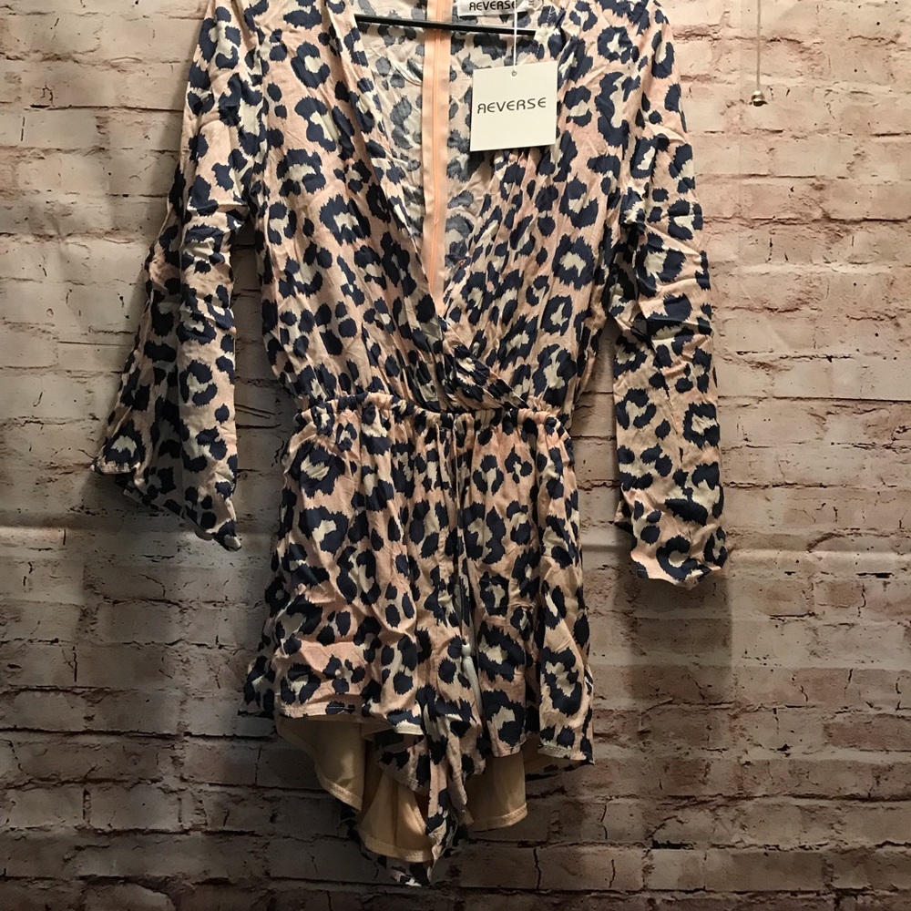 Reverse sz 10 romper animal print
